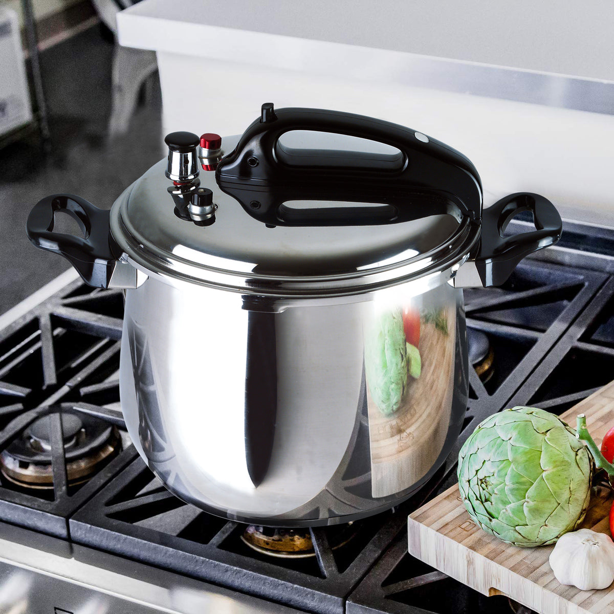 Bene Casa 5-liter stainless-steel electric pressure cooker, non-stick,  dishwasher safe, 900-watt pressure cooker, digital controls, easy to use 