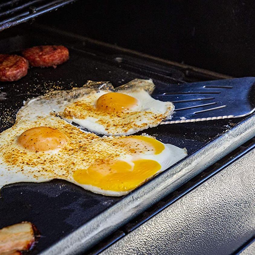 
                  
                    Bene Casa 15-inch reversable, fine-grain cast-iron griddle
                  
                