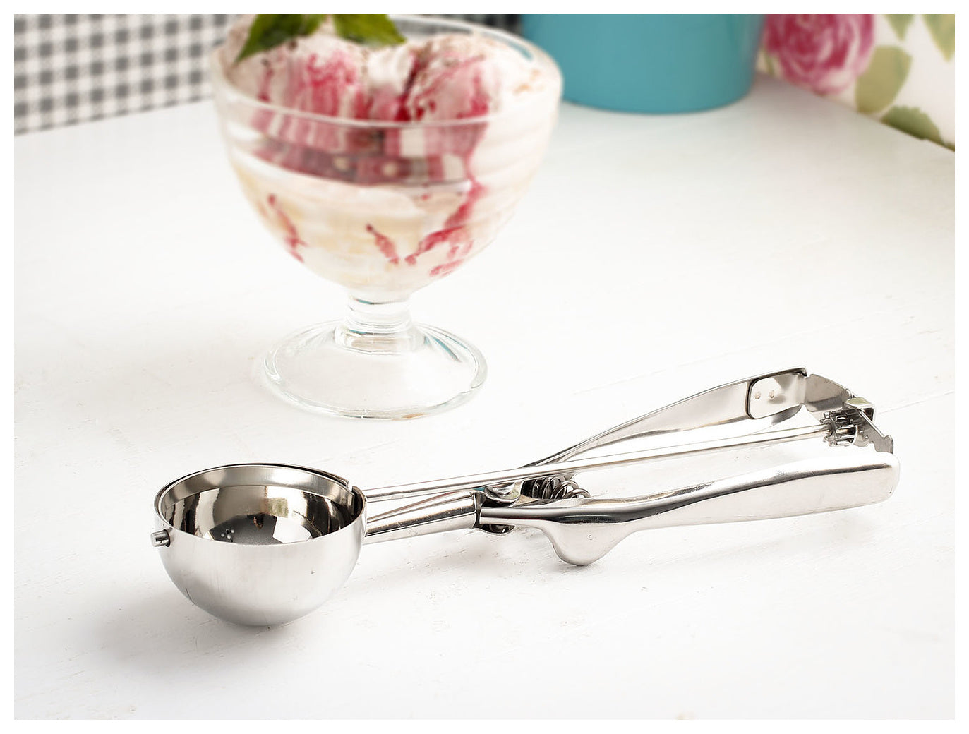 
                  
                    Bene Casa Handheld Multi Use Stainless Steel Ice Cream Scooper
                  
                