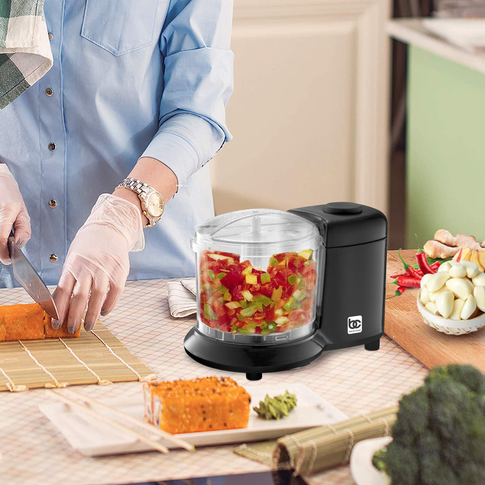 Mini procesador de alimentos Black+Decker HC150W